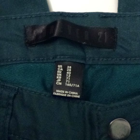 5/$25🦋 Dark green jeans. - Picture 2 of 2